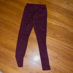 Balance (Vitality) size M maroon leggings